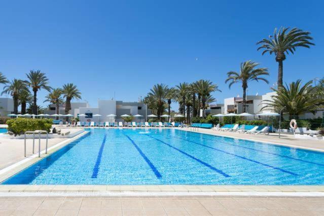 Primavera Appartement Tot 7 Personen Ideaal Voor Backpackers อาโรนา ภายนอก รูปภาพ
